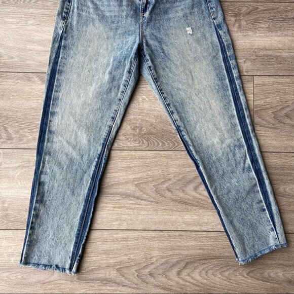 Garage Acid Washed Distressed Raw Hem Mom Jeans - Picture 7 of 11